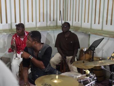 Rehearsals with Agbovon Mak (trumpet), Kossi Mawun (drums) and Ali Bawa (vocals), Lomé Togo (photo: Simon Grab)