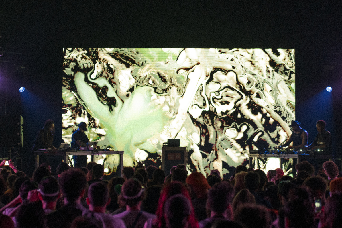Jokkoo Collective AV show (photo: Sergio Albert)