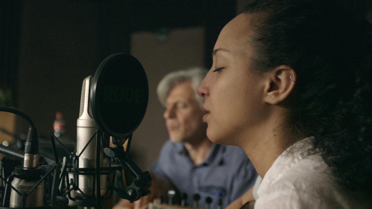 Maryam Salehin – Filmstill: City of Sounds (Janek Romero) (Ägypten/Deutschland 2014)