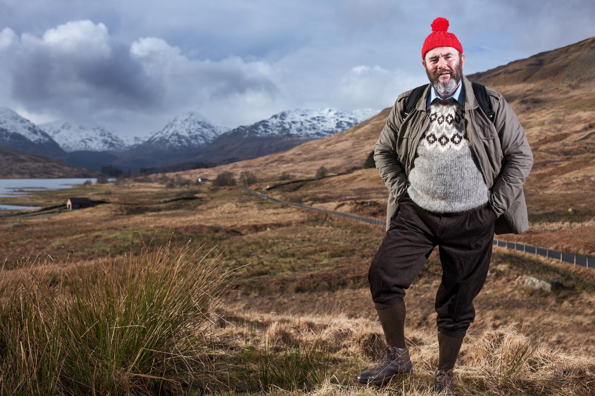 Dissolving in the countries colours, well, nearly: Aidan Moffat / Filmstill: Where You’re Meant to Be (Paul Fegan, Scotland 2018)