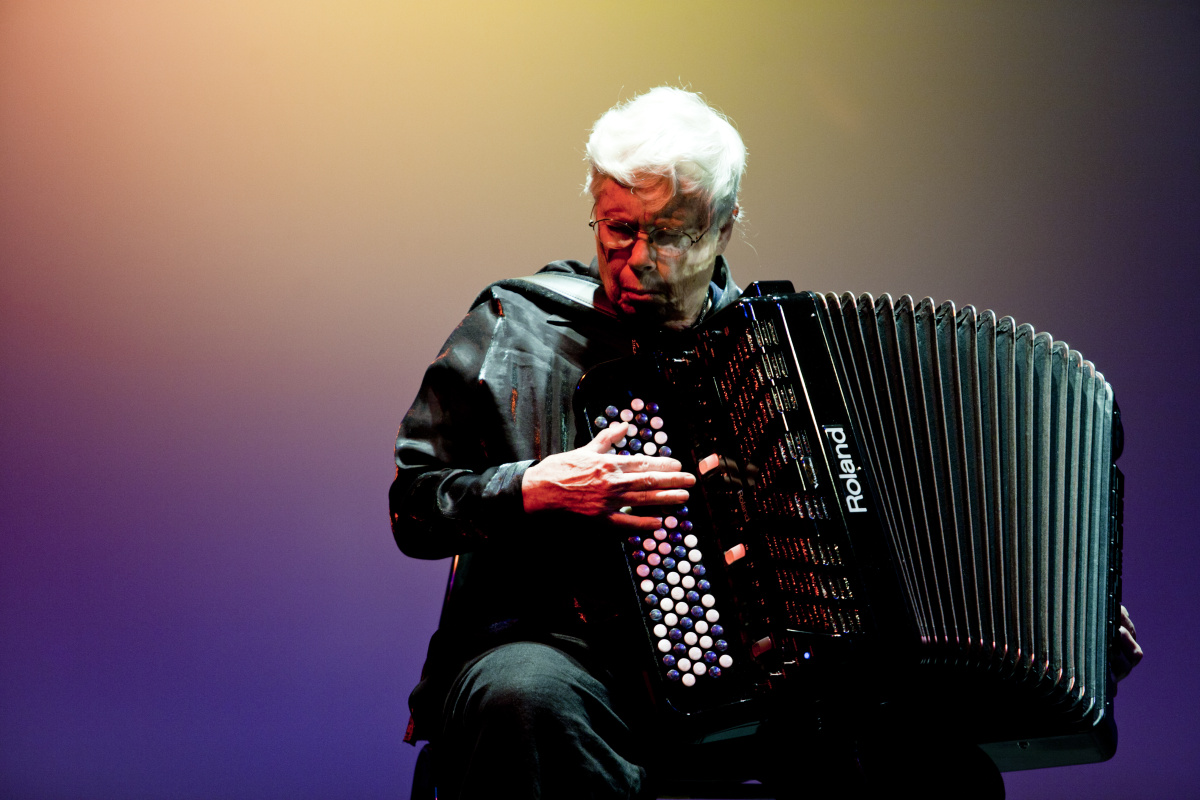 Pauline Oliveros (photo: Vinciane Verguethen).