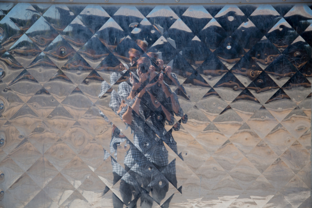 Sometimes a distorted image is more real than a clear one (Photo: Pxhere 2016).