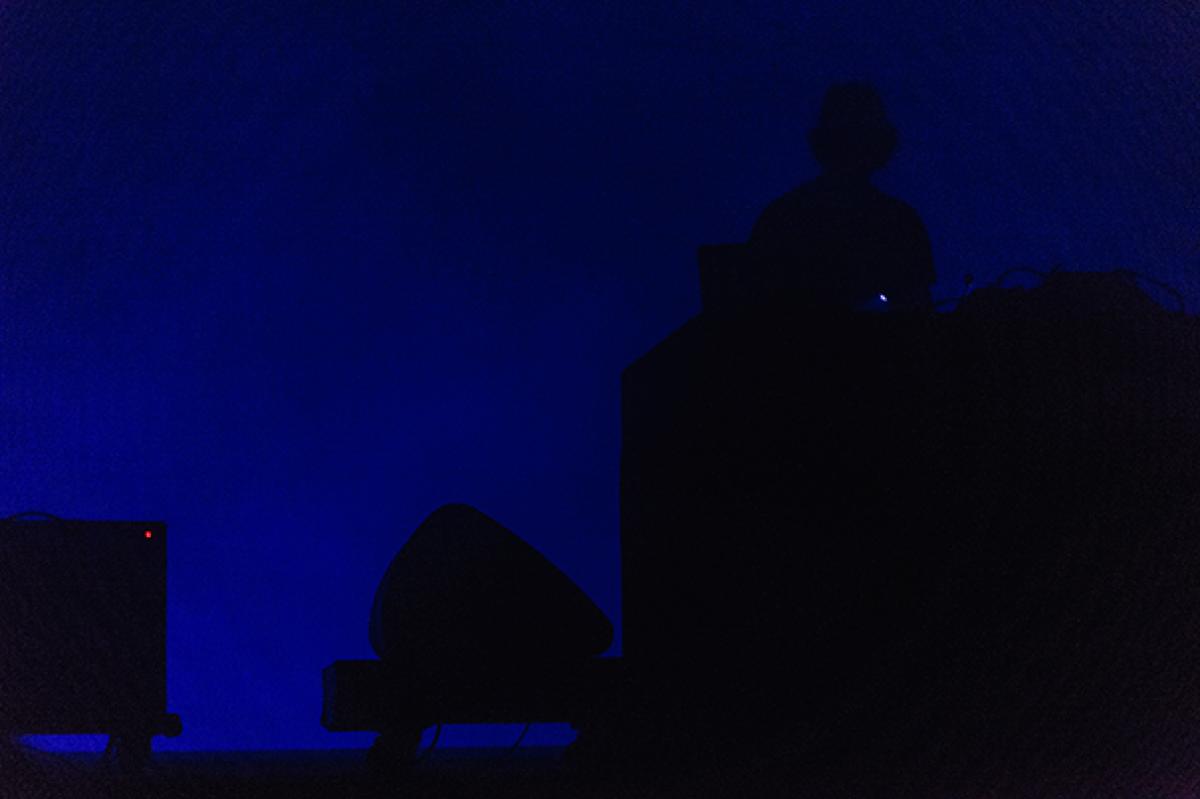 Tim Hecker at Schauspielhaus Zürich, 9.6.2018 (photo: Thomas Burkhalter)