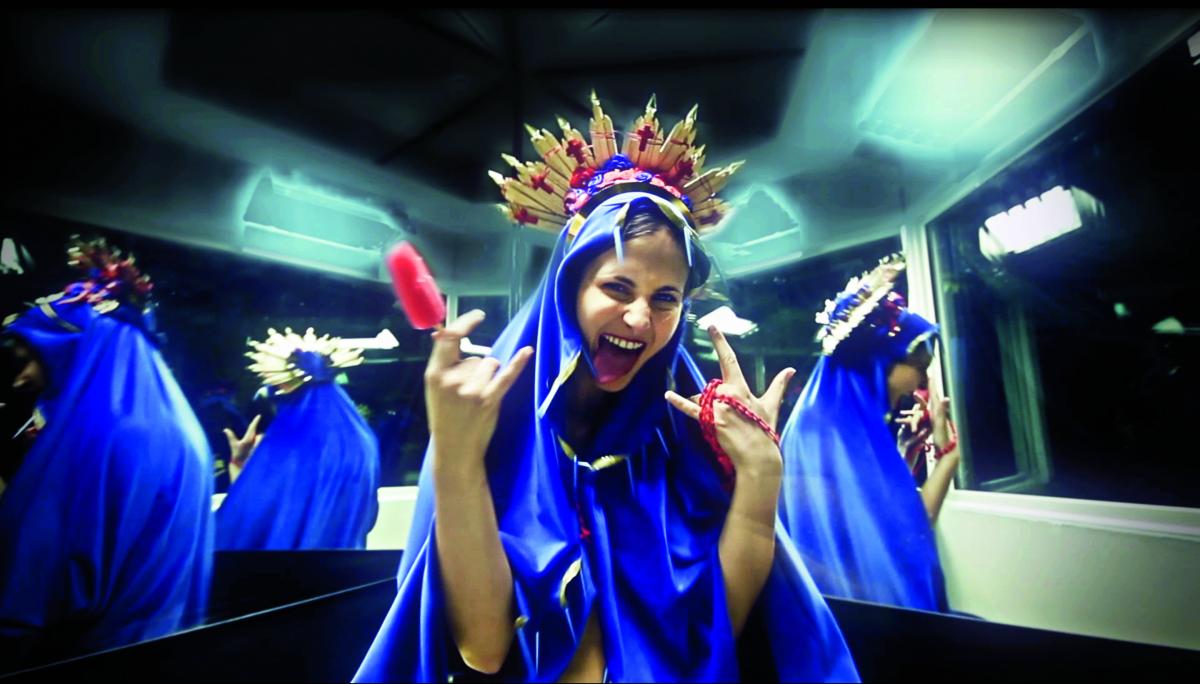 Filmstill: Bonde do Rolê (Music), 45 different directors (Video): «Picolé» (Brazil 2013)