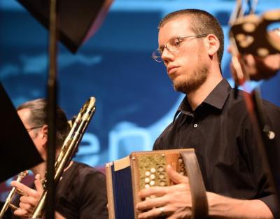 Marcel Oetiker mit seinem Nonett am Festival Alpentöne (Scriptum, Raffi Brand/Ueli Bachmann)