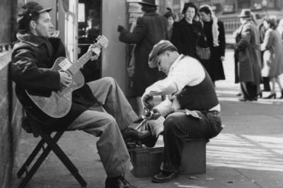 Woody Guthrie in New York ca. 1940