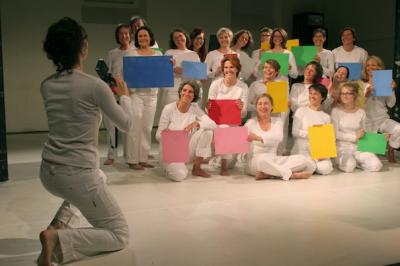 Der Frauenchor der Berner Reitschule 2009.