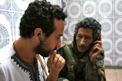 Listening session with Zouheir Atbane and Hassan Bechara in Goulmime, Morocco, 2013 (photo: Gilles Aubry).