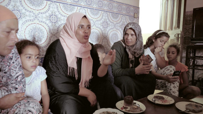Conversation with Fatima H. and Fusia S. in El Jadida, Morocco, 2019. Filmstill: «The Binding Effect», Gilles Aubry, 2012.