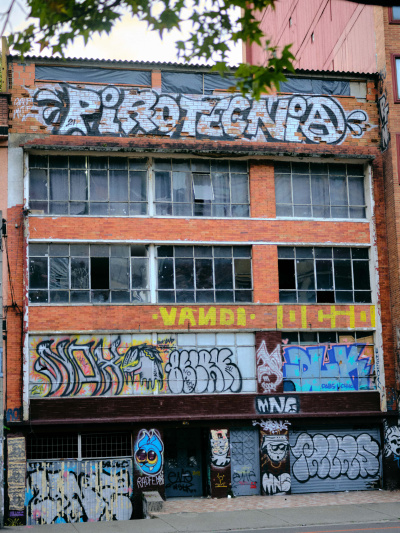 El Edificio (photo: Sara Piñeros).